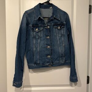 Levi’s Jean Jack - Size Large
